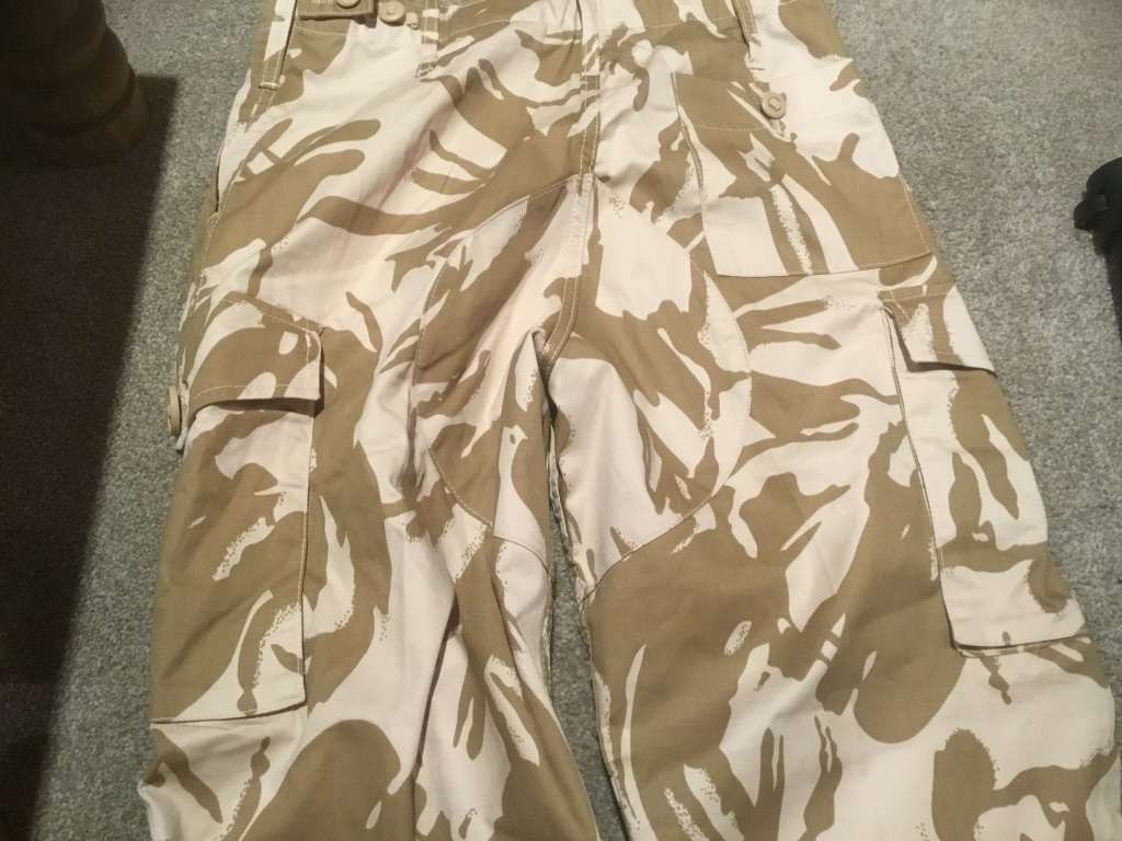 Dessert camo  TROUSERS size 30 waist
