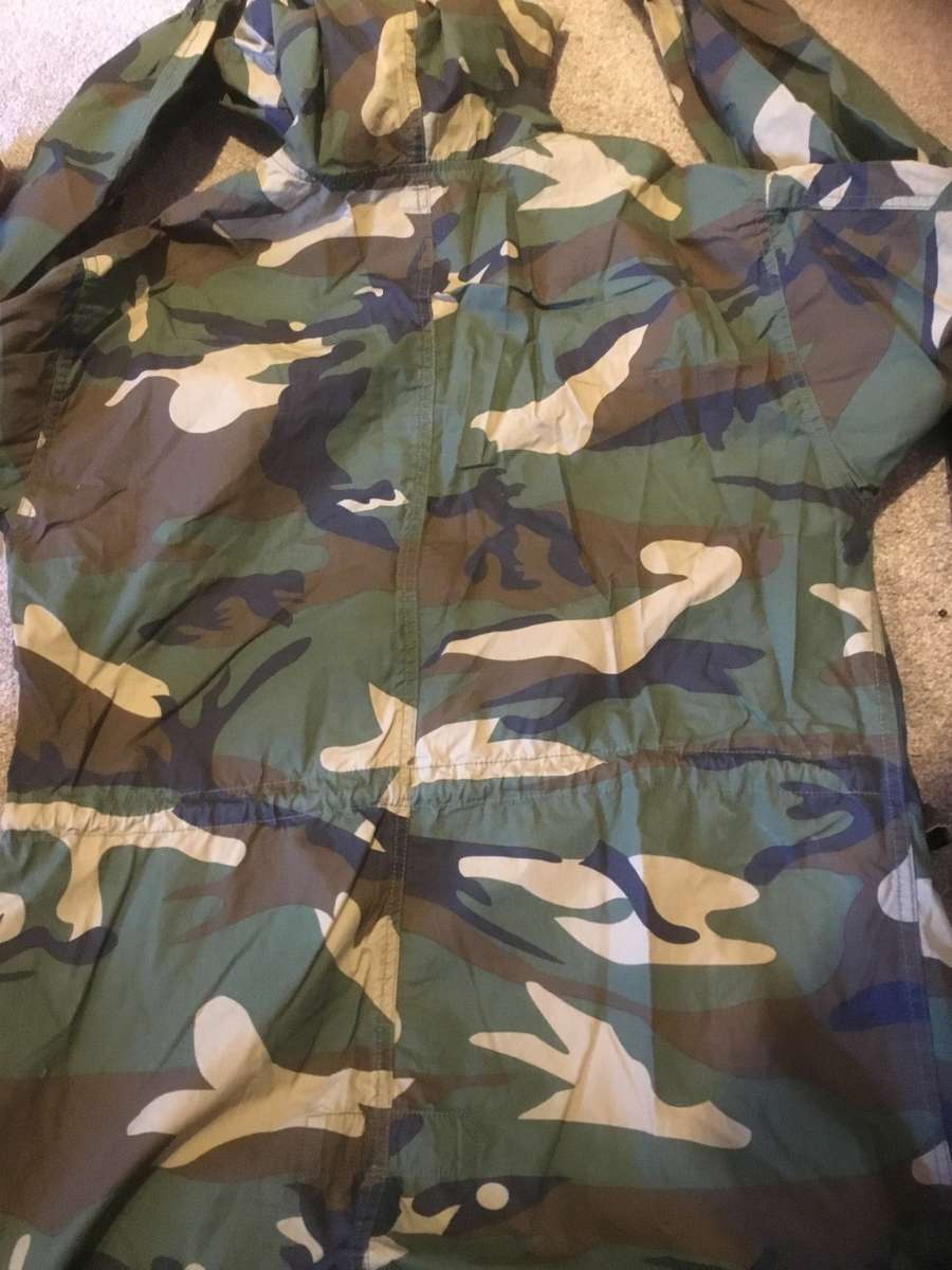 Light Weight  pull & bear camouflage Jacket size M