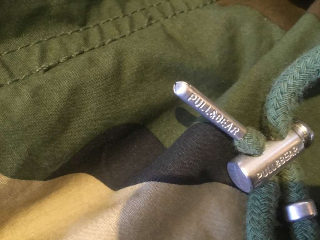 Light Weight  pull & bear camouflage Jacket size M