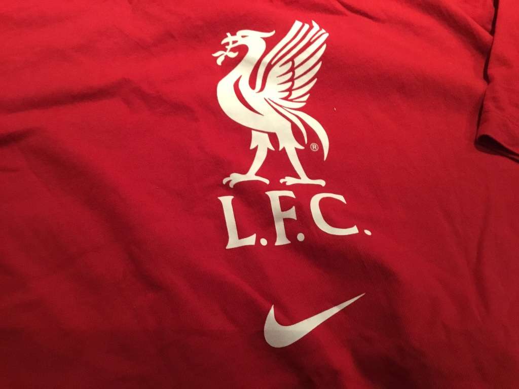 Liverpool  football /soccer club  sizeXL