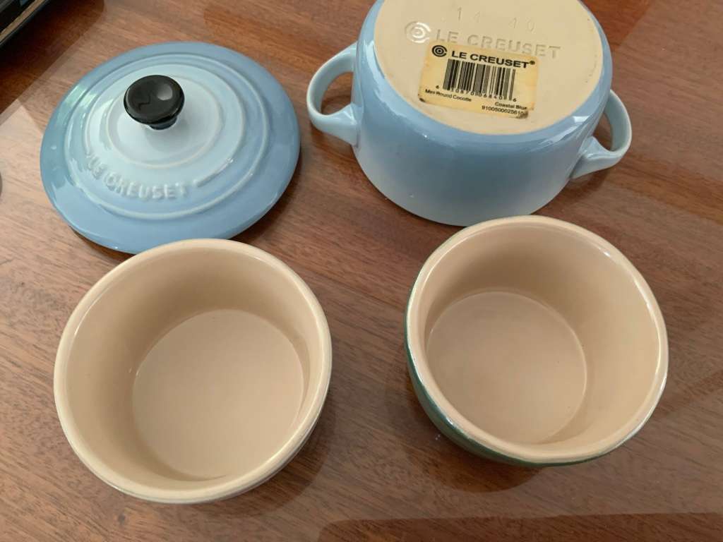 Le creuset  soufflé dishes &mini round cocotte coastal blue