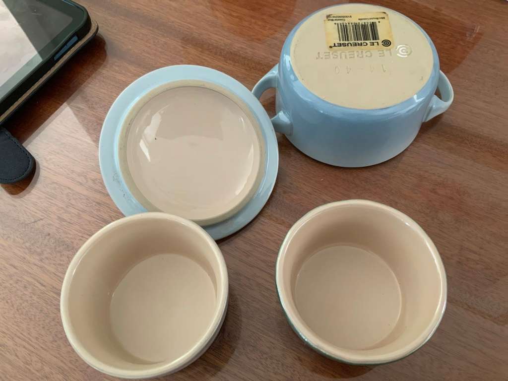 Le creuset  soufflé dishes &mini round cocotte coastal blue