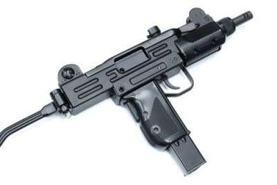 KWC Uzi, Sub Machine Gun,4.5mm STEEL BB Pistol,CO2 Gas Gun, FULL METAL/Blowback/ FREE 250 Bbs+ 3 GAS