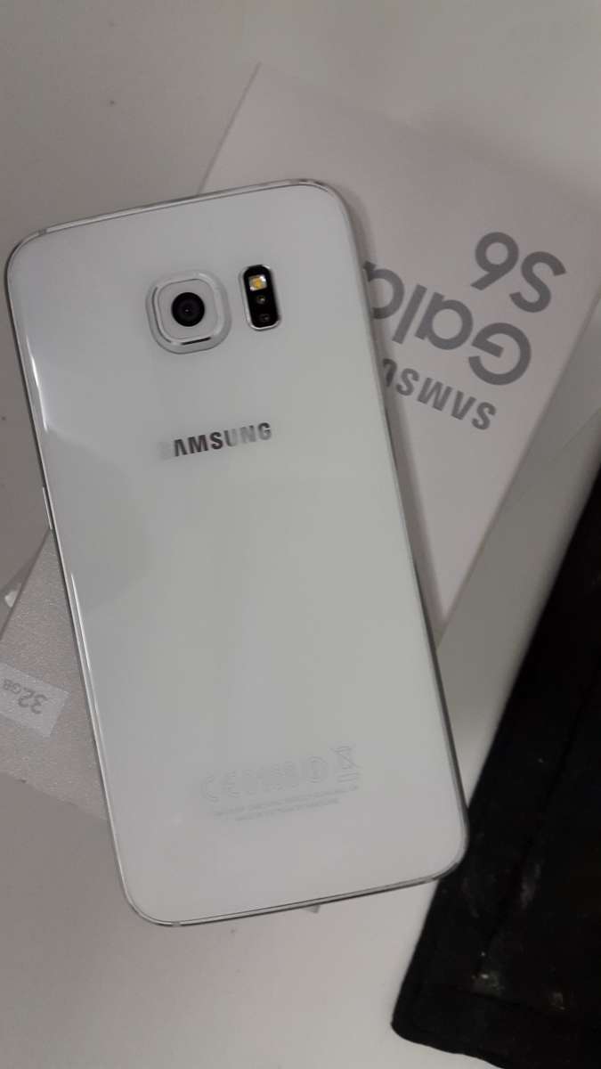Samsung galaxy S6 flat
