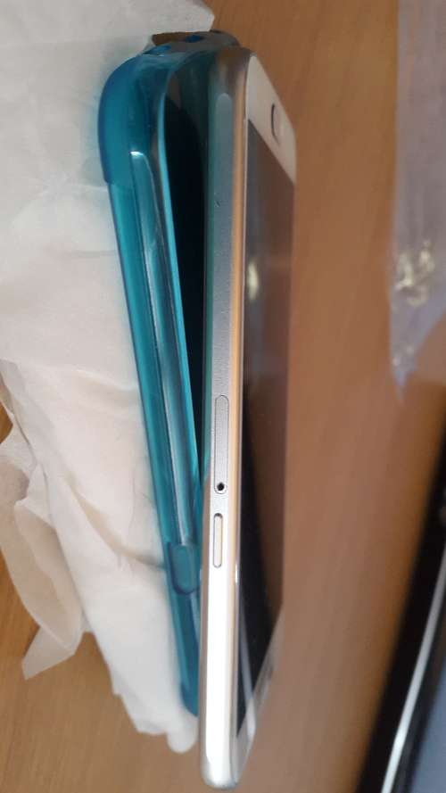 Samsung galaxy S6 flat