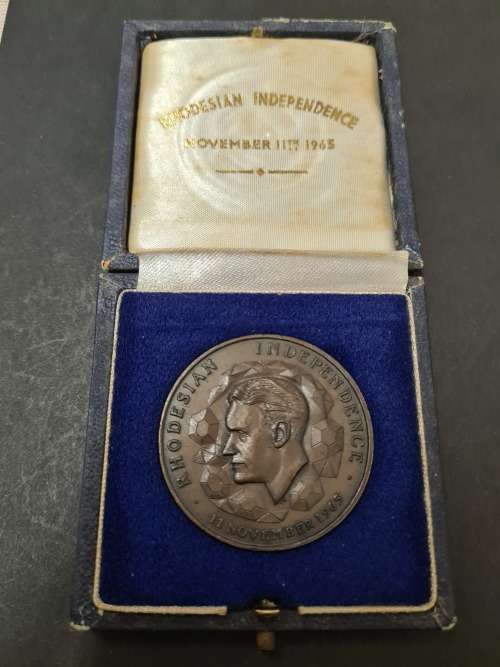Rhodesian Independence Medal 11 November 1965 (in box)