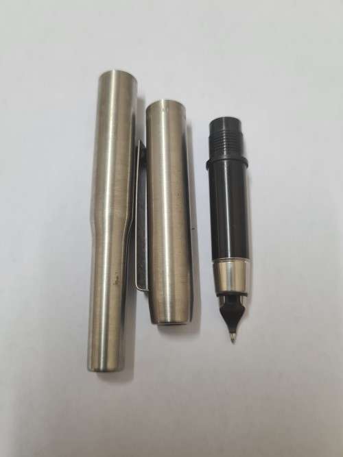 Vintage Parker Fountain Pen -made in UK (needs refill)