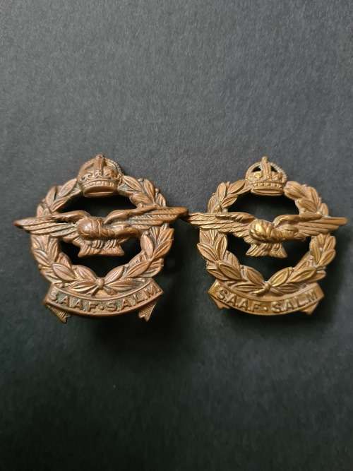 2 x SAAF Badges