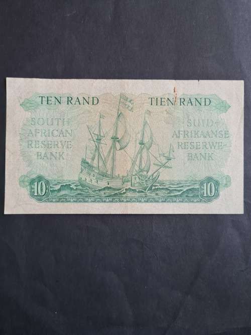 G Rissik R10 Note E/A (slight tear left side of note)