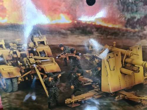 Forces of Valor German 88mm Flak Gun 1:32 Die Cast Metal D-Day Commemorative Series - as per photogr