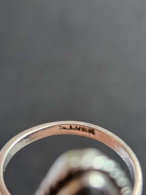 Vintage Sterling Silver Tiger`s Eye Ring 6.1 grams (total weight) - as per photograph