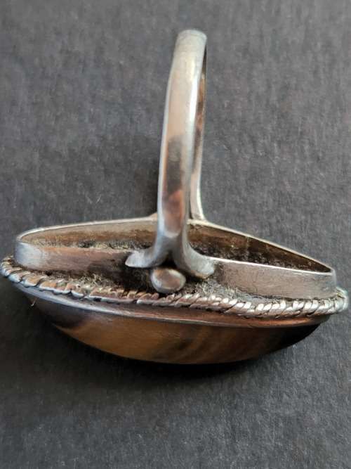 Vintage Sterling Silver Tiger`s Eye Ring 6.1 grams (total weight) - as per photograph