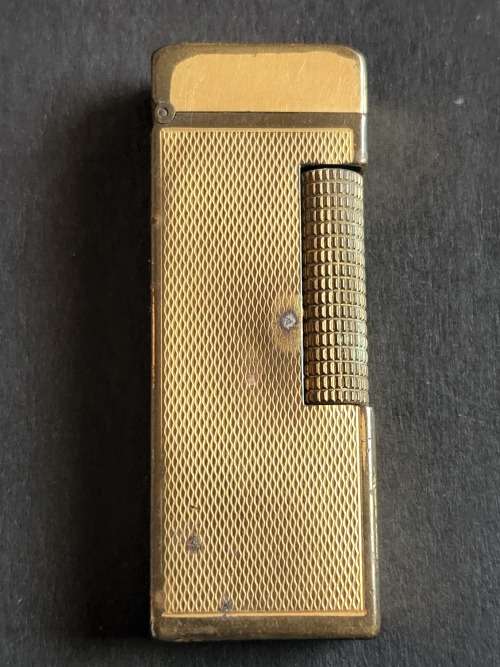 Dunhill Lighter made in Switzerland (needs flint and gas) - as per photograph