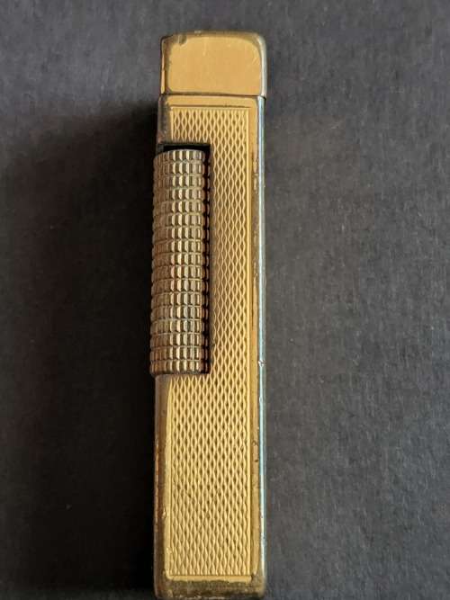 Dunhill Lighter made in Switzerland (needs flint and gas) - as per photograph