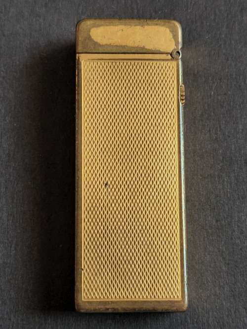 Dunhill Lighter made in Switzerland (needs flint and gas) - as per photograph