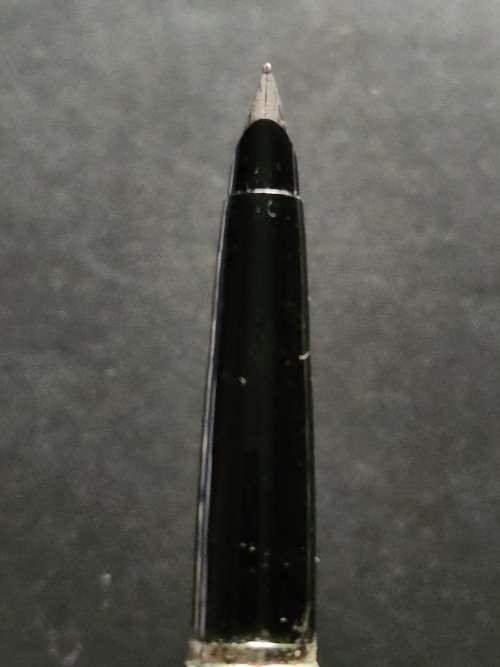 Vintage Parker 45 Fountain Pen (made in England) needs ink (engraving) - as per photograph