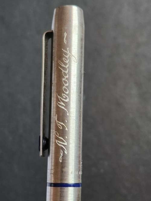 Vintage Parker Rollerball Pen (made in England) (engraving) - as per photograph