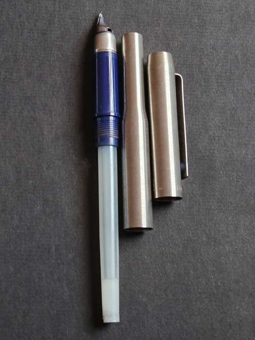Vintage Parker Rollerball Pen (made in England) (engraving) - as per photograph