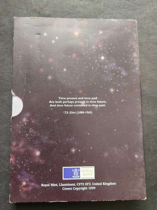 UK Millennium 5 Pounds QE2 2000 - as per photograph