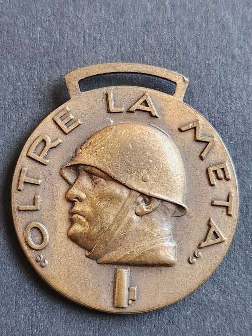 Commemorate Medal for the Black Shirt Workers (Italy) - as per photograph