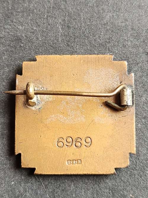 World War II Miniature Death Plaque 6969 - as per photograph