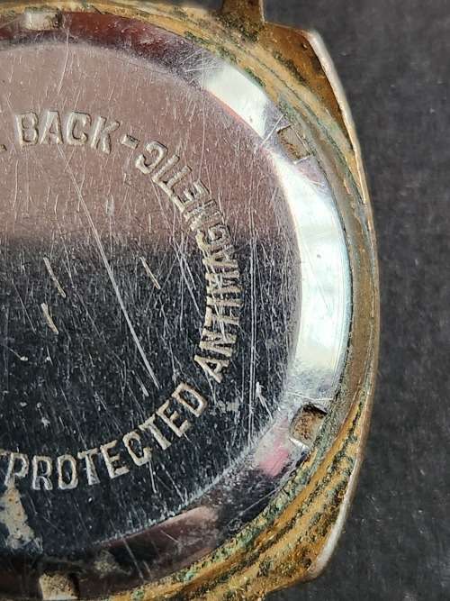 Vintage Van Dyk 17 Jewels Incablock Full Lever Men`s Wrist Watch- as per photograph