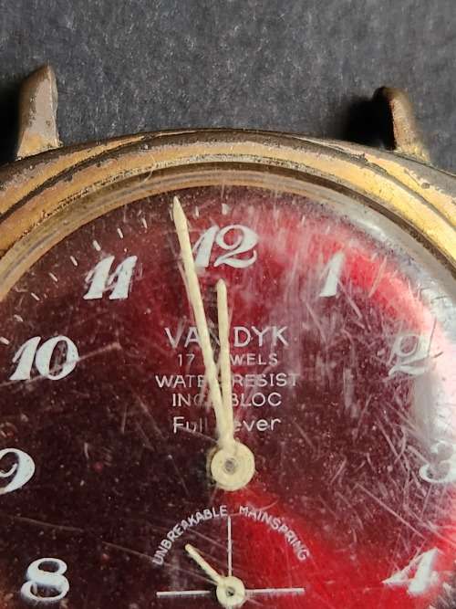 Vintage Van Dyk 17 Jewels Incablock Full Lever Men`s Wrist Watch- as per photograph