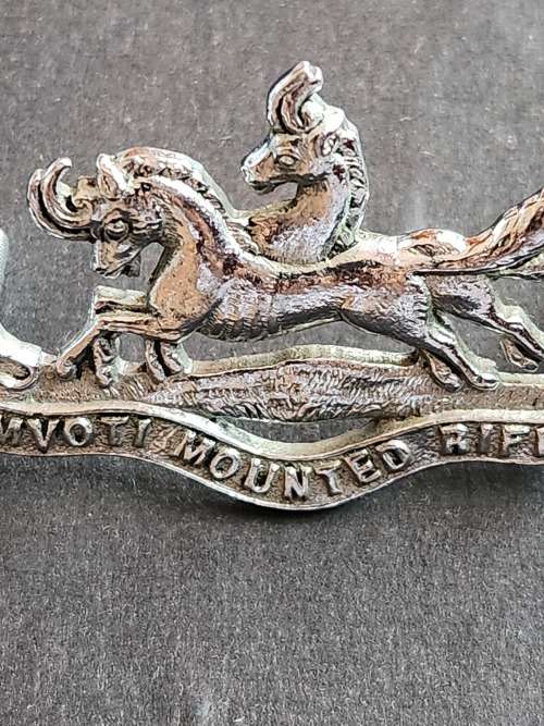 Umvoti Mounted Rifles Shoulder Title (white metal) - as per photograph