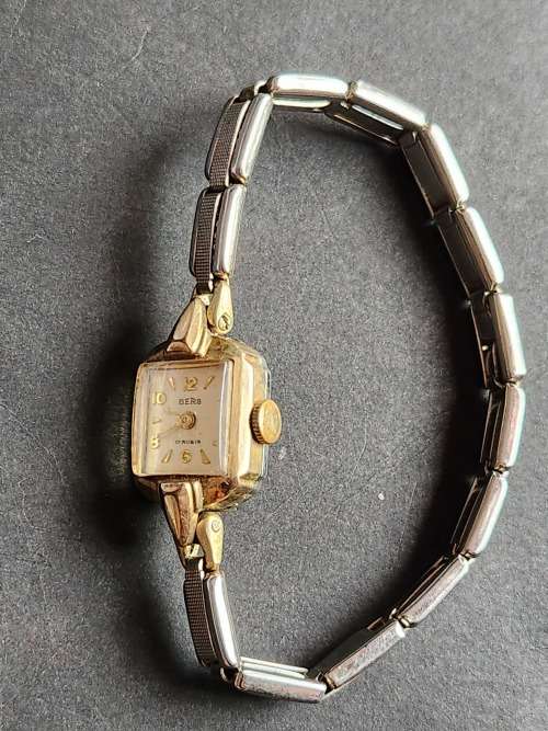 Vintage Ladies Berg 17 Rubies Mechanical Wrist Watch (not working) - as per photograph