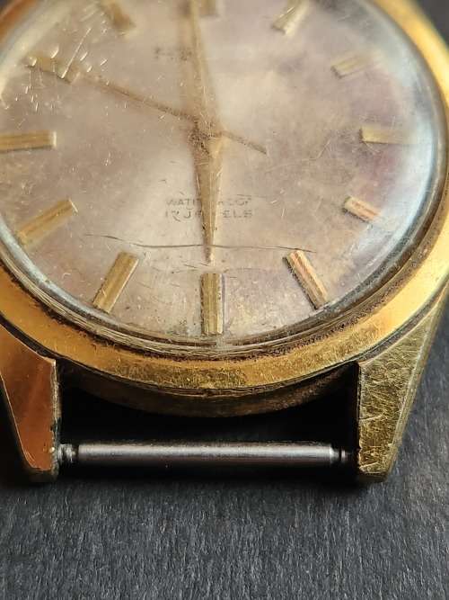 Vintage Men`s Seiko 17 Jewels Watch - missing winder (not working) - as per photograph