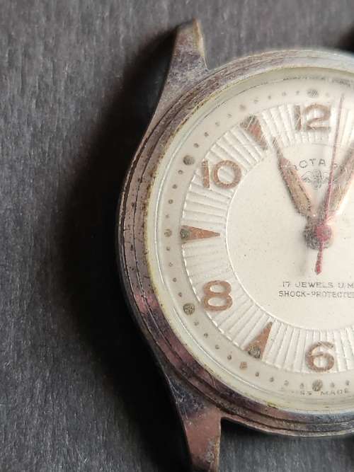 Vintage Men`s Rotary 17 Jewels Wrist Watch - missing winder (not working) - as per photograph