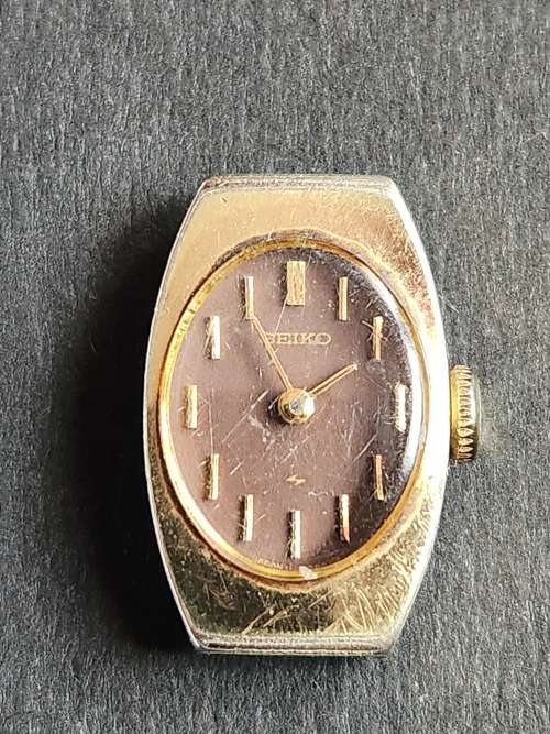 Vintage Ladies Seiko Mechanical Watch (working) - as per photograph
