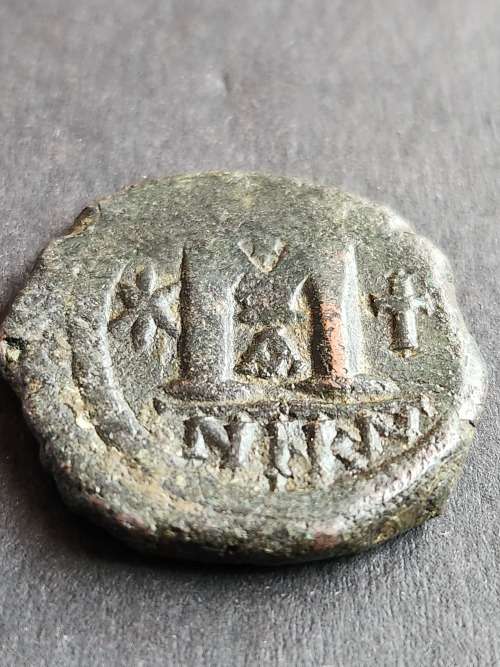Byzantine Coin Justine 1 (518-527AD) 30mm- as per photograph