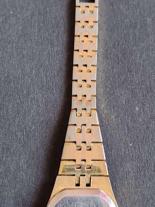 Ladies Datsun 17 Jewels Swiss movement Watch - nice condition (not working) - as per photograph