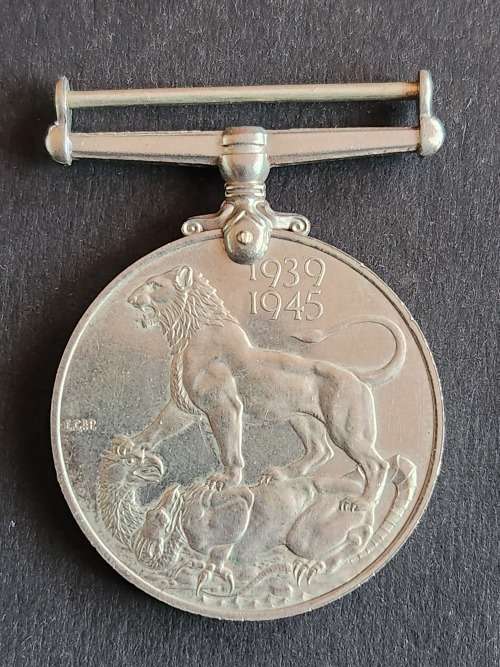 SA World War II Medal 1939-1945 - as per photograph