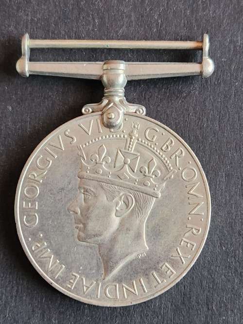 SA World War II Medal 1939-1945 - as per photograph