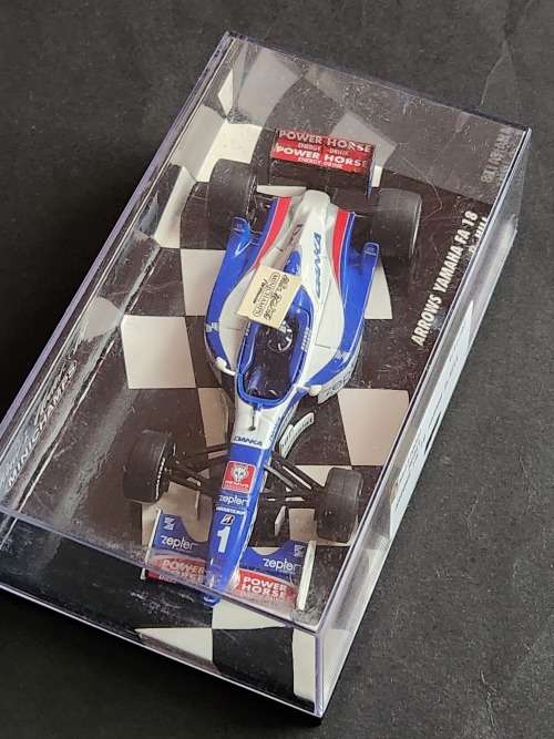 Paul`s Model Art Mini Champs Arrows Yamaha FA 18 D. Hill  - as per photograph