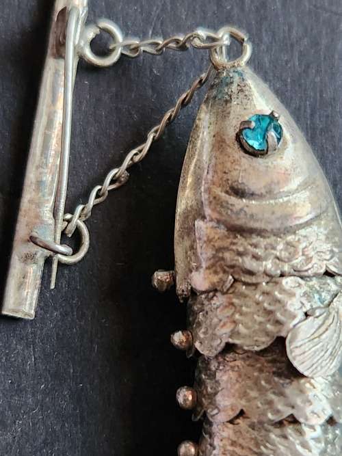 Vintage Articulated Fish Pin/Brooch (very nice condition) - as per photograph