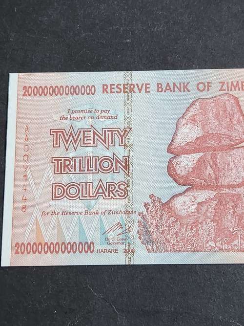 Reserve Bank of Zimbabwe 20 Trillion Dollars Harare 2008 BU - as per photograph