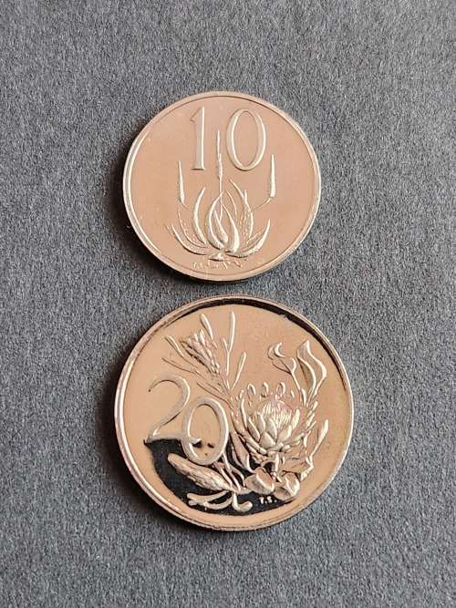 Republic 10/20 Cents 1980 Proof - as per photograph