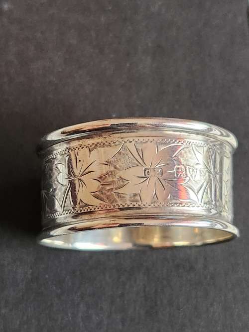 Vintage Hallmark Silver Serviette Ring - as per photograph 13.5g