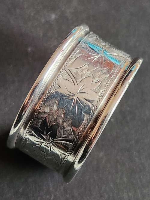 Vintage Hallmark Silver Serviette Ring - as per photograph 13.5g