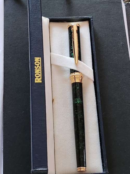 Ronson`s Fountain Pen (excellent condition) - as per photograph