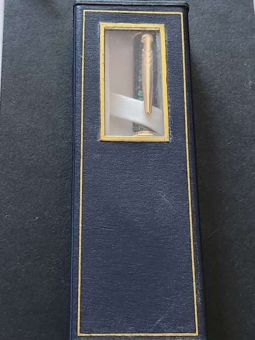 Ronson`s Fountain Pen (excellent condition) - as per photograph