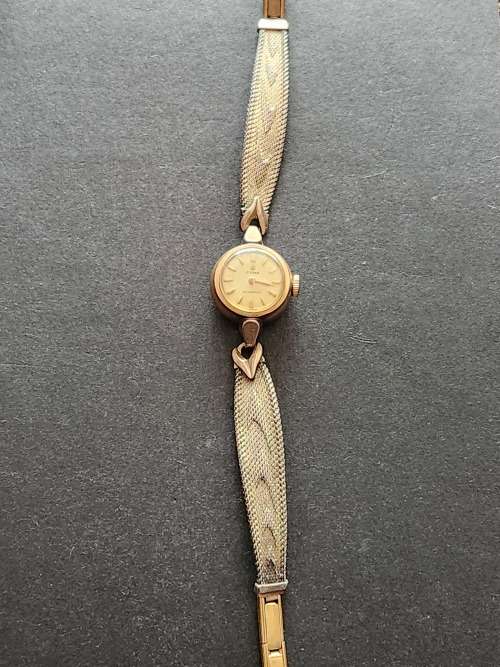Vintage Ladies Cyma Watch (working needs to be serviced) - as per photograph