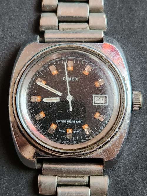 Vintage Men`s Timex Water Resistant Mechanical Watch made in Great Britain (not working)