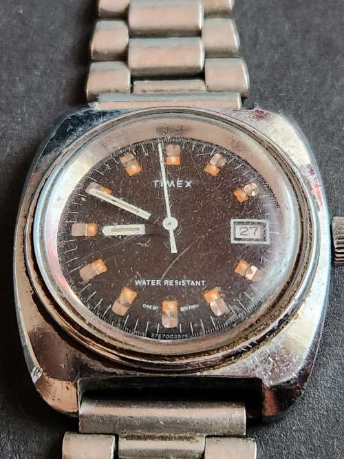 Vintage Men`s Timex Water Resistant Mechanical Watch made in Great Britain (not working)