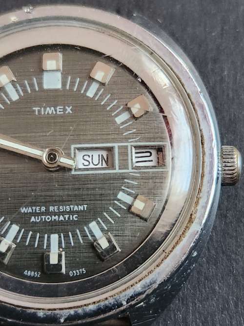 Vintage Timex Water Resistant Automatic Men`s Wrist Watch (nice condition) not working- as per photo