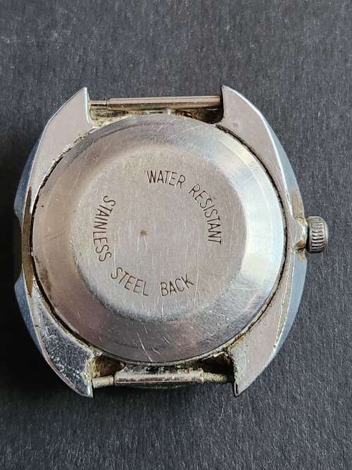 Vintage Timex Water Resistant Automatic Men`s Wrist Watch (nice condition) not working- as per photo