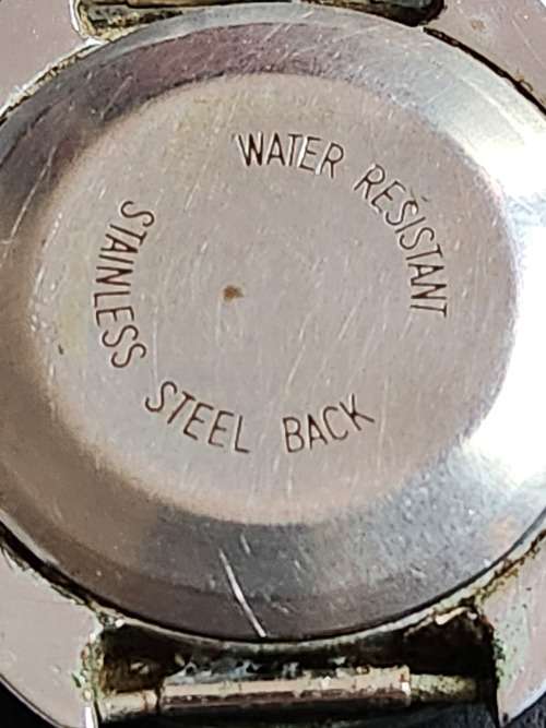 Vintage Timex Water Resistant Automatic Men`s Wrist Watch (nice condition) not working- as per photo